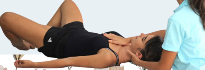 Sesión de tratamiento en Harmonía Kinesiología Holística